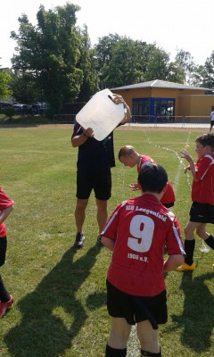 Heißes Spiel bei heißem Wetter
