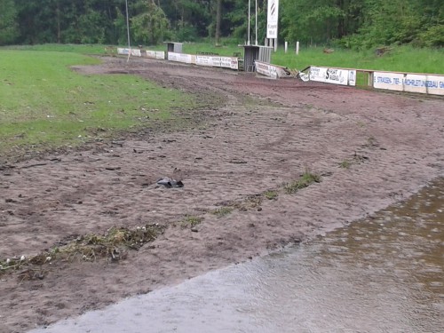 VfB bitte um Unterstützung beim Aufräumen