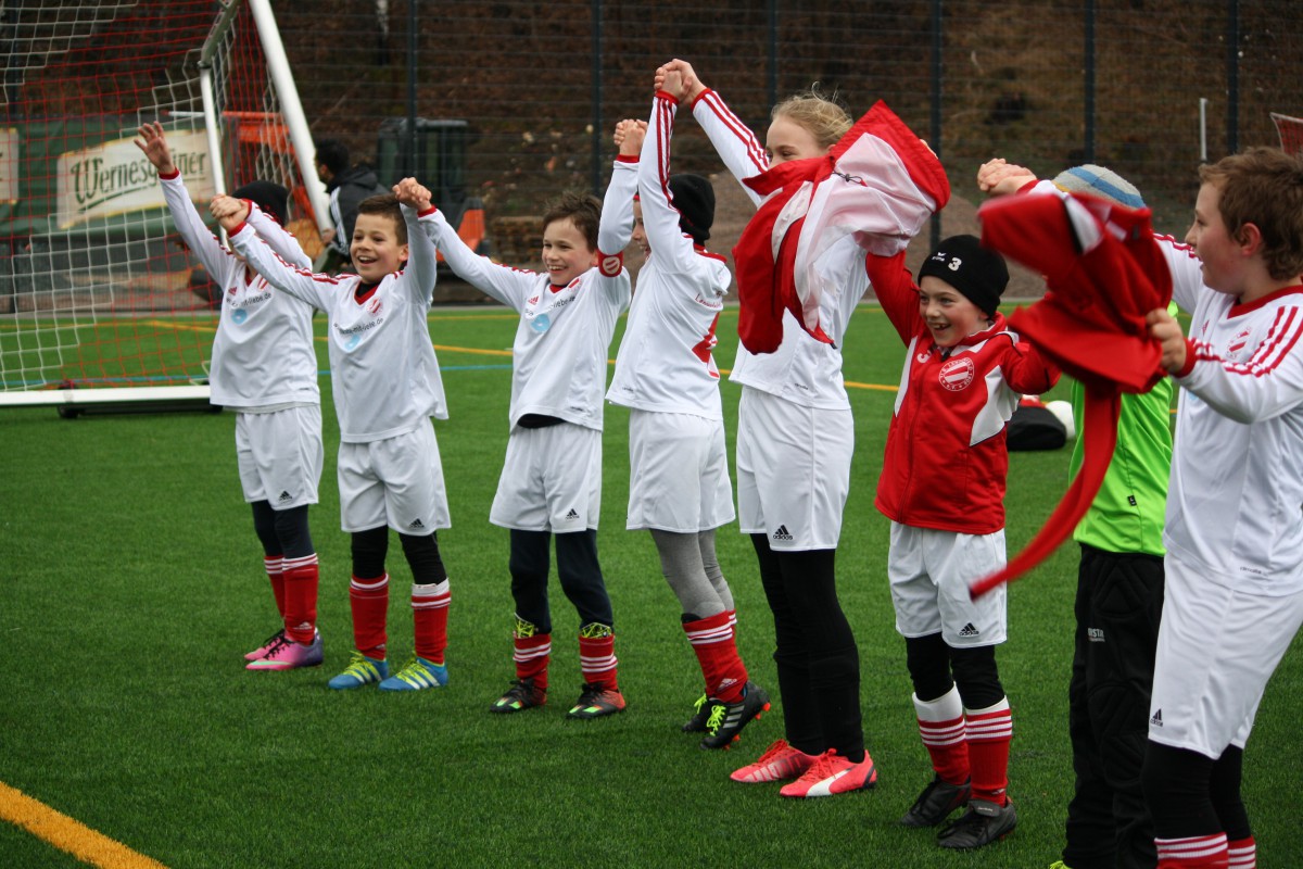 E-U10 startet überzeugend in die Rückrunde