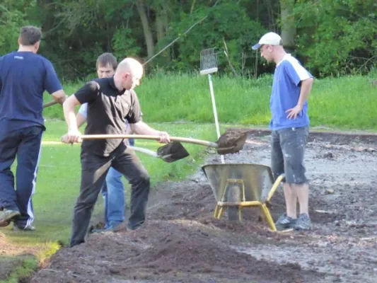2013-06-05: Arbeitseinsatz nach Hochwasser