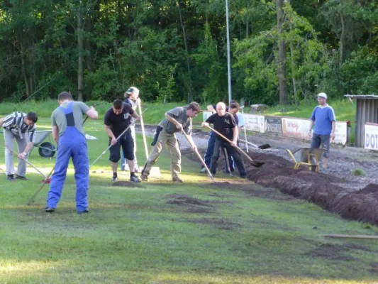 2013-06-05: Arbeitseinsatz nach Hochwasser