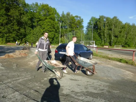 2013-06-05: Arbeitseinsatz nach Hochwasser