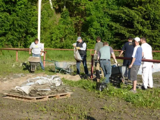 2013-06-05: Arbeitseinsatz nach Hochwasser