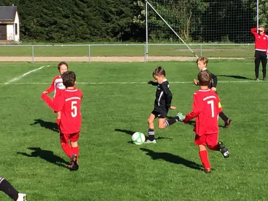 19.09.2015 Morgenr.-Rautenkr. vs. VfB Lengenfeld 1908