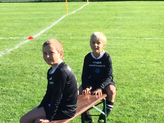 19.09.2015 Morgenr.-Rautenkr. vs. VfB Lengenfeld 1908