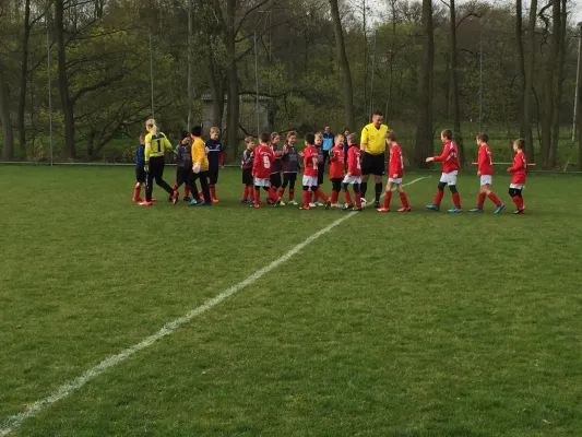 23.04.2016 FSV Bau Weischlitz vs. VfB Lengenfeld 1908